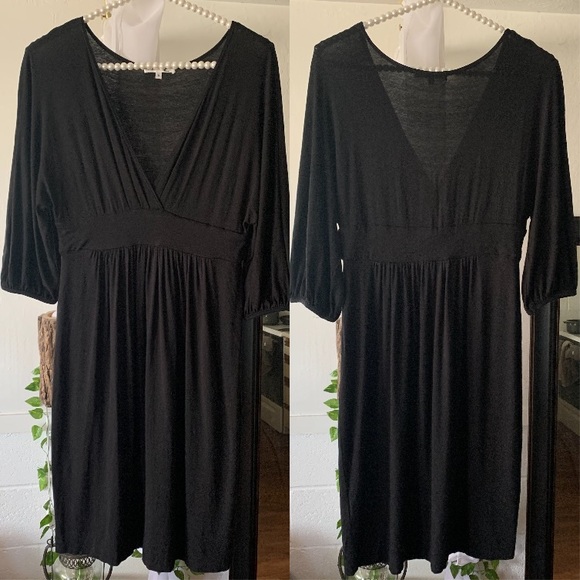 Vince Black V Neck Mini Dress - Picture 4 of 8